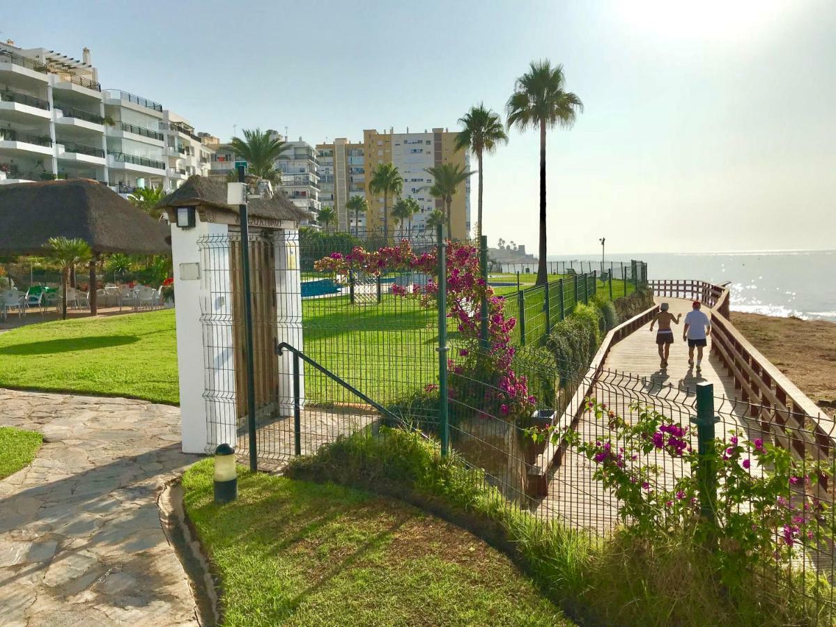 Mi Capricho (Playa Alhamar) Sitio de Calahonda Exterior foto